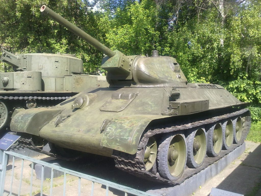 Tenk T 34 